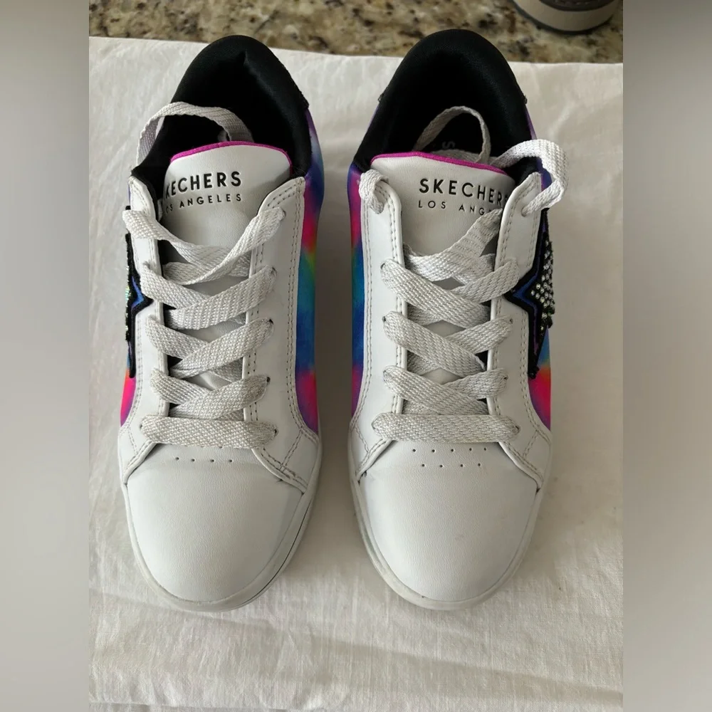 Skechers. Size 3 1/2 air cooled memory foam sneakers with‎ bling.